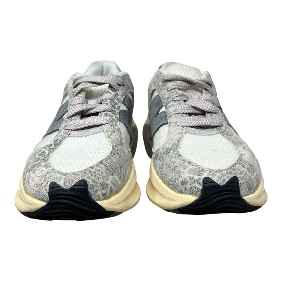 New Balance Sneakers Mens 6 Grey Snakeskin Animal Print UWRPDNBS Activewear Run - Picture 2 of 10